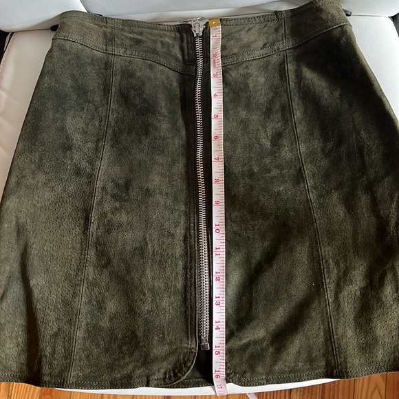Zara 100% Suede Skirt - Picture 6 of 6